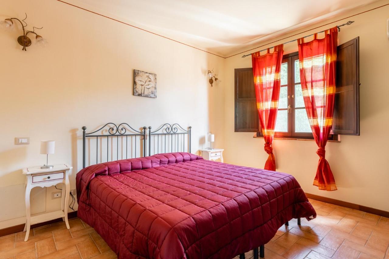 Casolare Dei Fiori - Calla Montecarlo Esterno foto