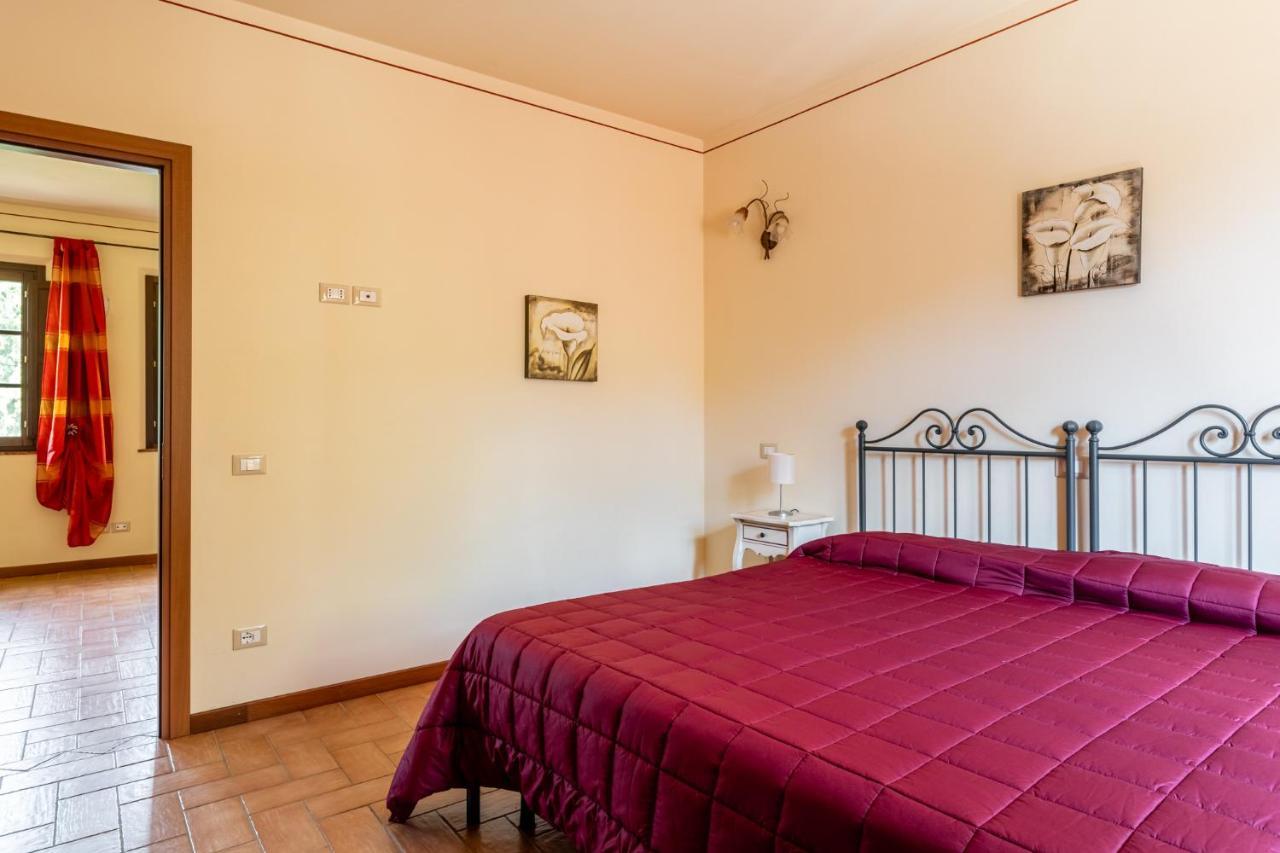 Casolare Dei Fiori - Calla Montecarlo Esterno foto